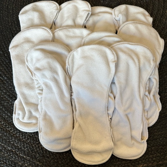 Gro Via Hybrid Cloth Diapers with extra inserts - Picture 6 of 11